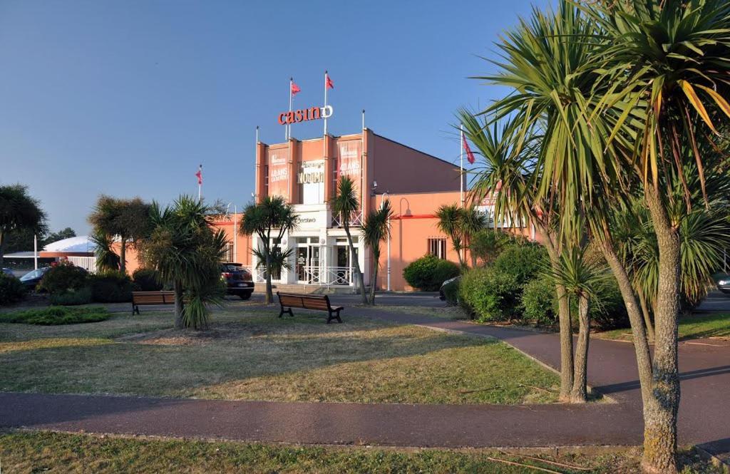 La Boussole Centre Station Proche Mer Agon-Coutainville Dış mekan fotoğraf